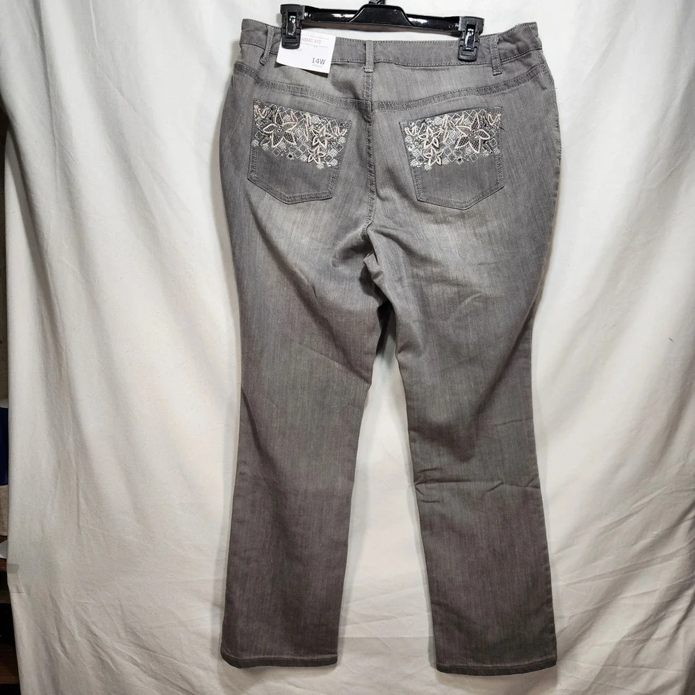 C J Banks Barely Boot Womens Gray Jeans Size 14W Embroidered NWT - Picture 2 of 7